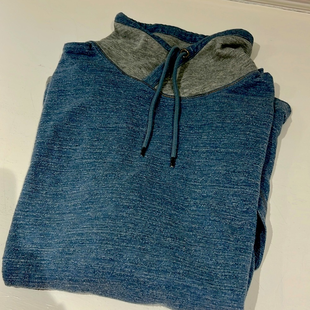 Hugo boss super soft sweatshirt sweater